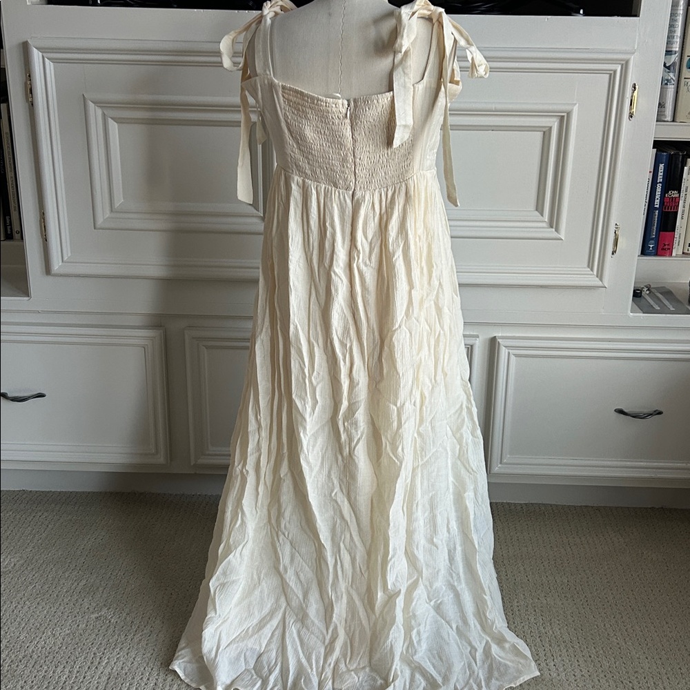 NWT Lalavon Cream Maxi Dress - Picture 4 of 10